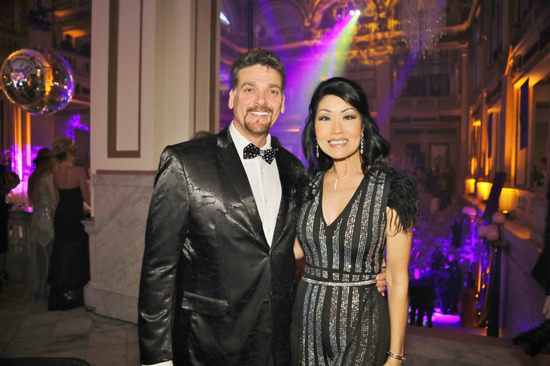 Tim Newcomb, Naomi Dicresce